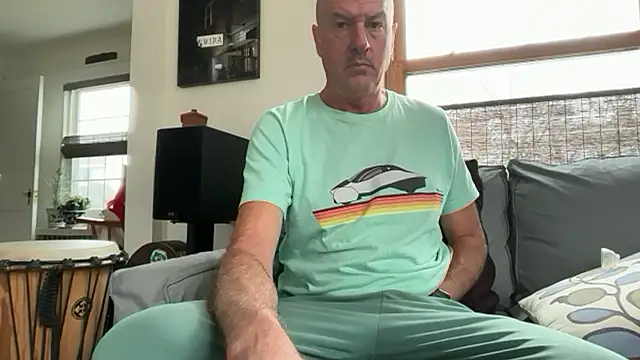 Snapshot of Guy__Grey chatting on 04.15.26 Guy Grey online show from 04.15.26