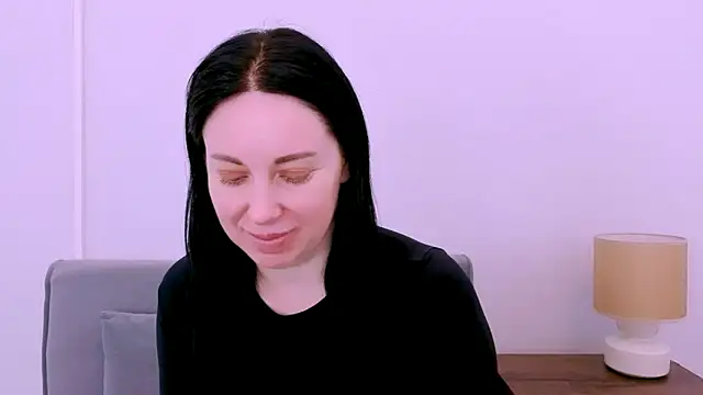 Snapshot of MiaFair chatting on 04.20.26 MiaFair online show from 04.20.26