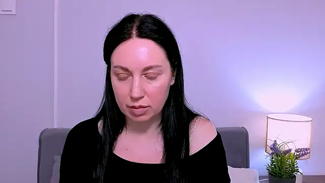 Snapshot of MiaFair chatting on 05.11.26 MiaFair online show from 05.11.26
