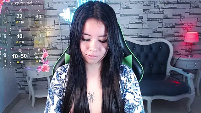 Snapshot of Kylia_a chatting on 06.19.26 Kylia a online show from 06.19.26