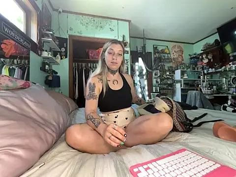 Sarasweets33 online show from 06.10.26