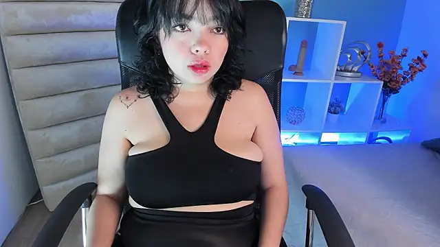 Snapshot of April_Swett chatting on 03.06.26 April Swett online show from 03.06.26