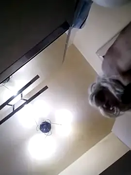 Snapshot of marti_8 chatting on 03.06.26 marti 8 online show from 03.06.26