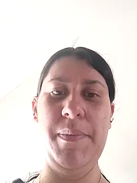 LunaDamasco online show from 04.01.26