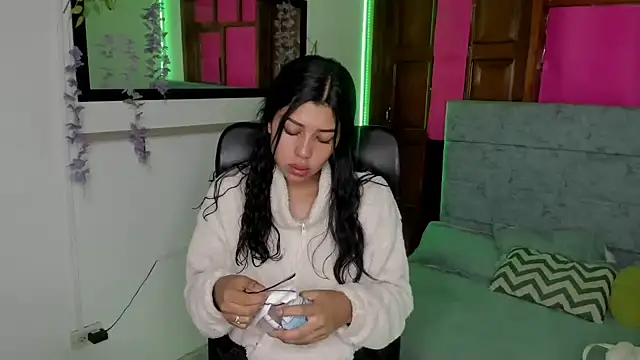 Snapshot of Aysha_winxs chatting on 05.19.26 Aysha winxs online show from 05.19.26
