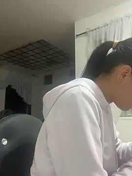 yesica2507 online show from 04.02.26