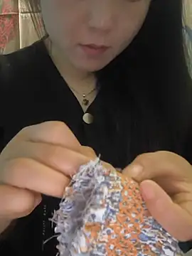 MayEva ly online show from 06.12.26