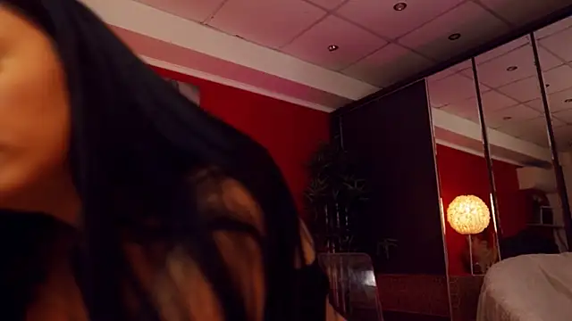 Snapshot of 11vyanne chatting on 03.28.26 11vyanne online show from 03.28.26