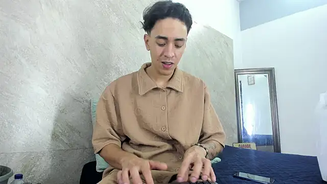 Mick-lollipop online show from 04.08.26