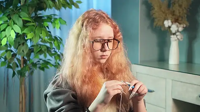 Snapshot of AmalElway chatting on 02.25.26 AmalElway online show from 02.25.26