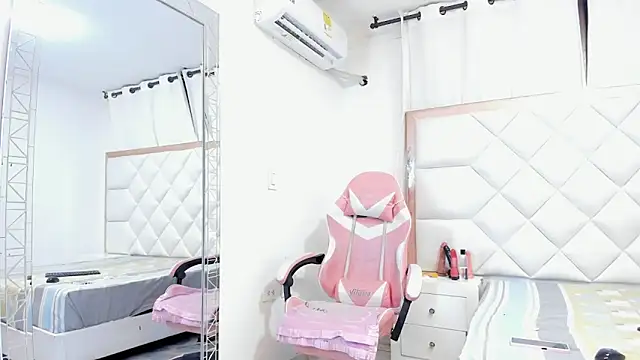 michelleblair1 online show from 03.20.26