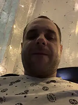 Snapshot of LaBuBupara chatting on 02.25.26 LaBuBupara online show from 02.25.26