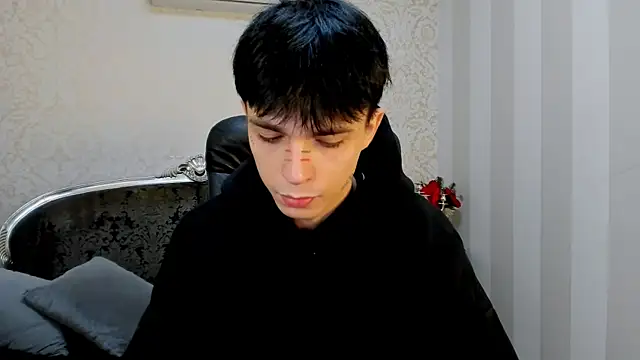 Snapshot of ClarkBev chatting on 03.08.26 ClarkBev online show from 03.08.26