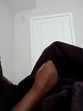 makeherfeelg online show from 03.31.26