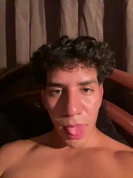 Alejandrososas online show from 05.27.26
