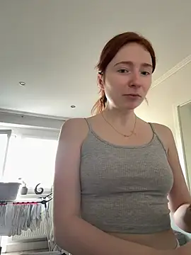 HoneyBunny18 online show from 02.26.26