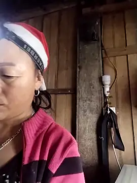 TiffinyDi online show from 02.23.26