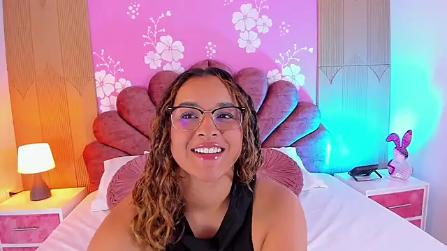 Sara colyn online show from 03.06.26