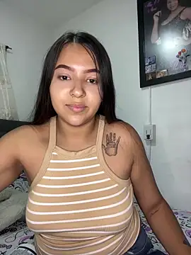 esmeralda diaz  online show from 02.21.26