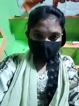 Snapshot of Cute_aroshi chatting on 04.14.26 Cute aroshi online show from 04.14.26