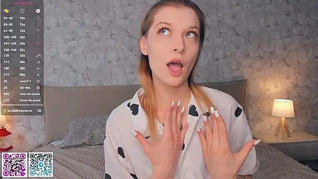 CleopatraHabibi online show from 03.28.26