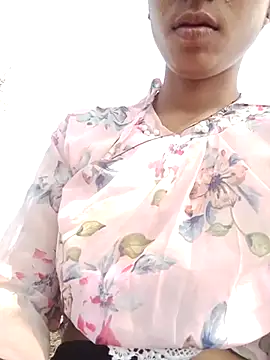 Snapshot of wifedesi7050 chatting on 04.06.26 wifedesi7050 online show from 04.06.26