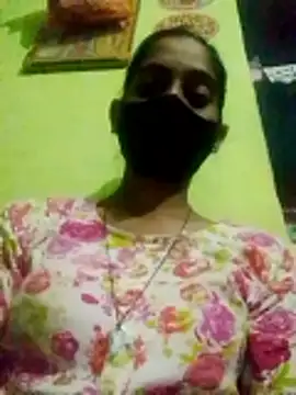 Snapshot of wifedesi7050 chatting on 04.07.26 wifedesi7050 online show from 04.07.26