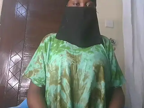 Snapshot of sweetchocolatey-puss chatting on 02.21.26 sweetchocolatey-puss online show from 02.21.26