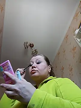 Snapshot of KiraStanton chatting on 02.22.26 KiraStanton online show from 02.22.26