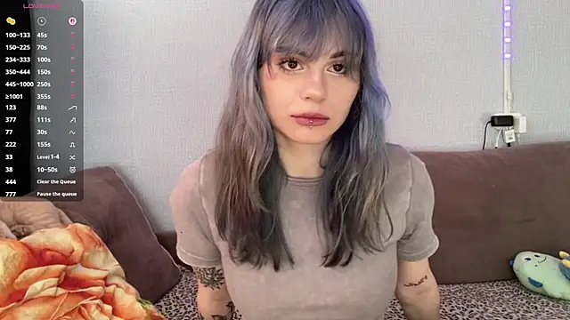 Emmibrilson online show from 04.07.26