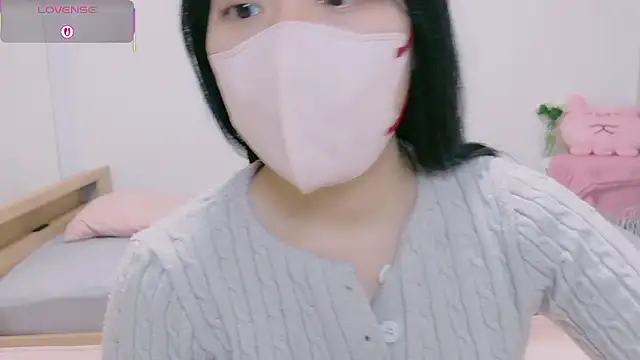 natsuka-chan online show from 04.14.26