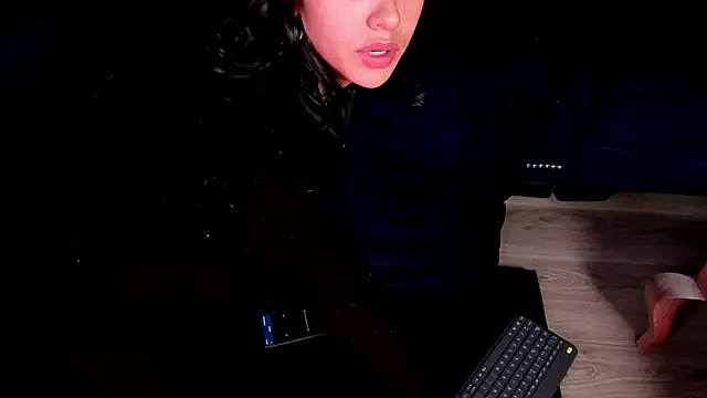 Snapshot of Fiorelaa_ chatting on 06.03.26 Fiorelaa online show from 06.03.26