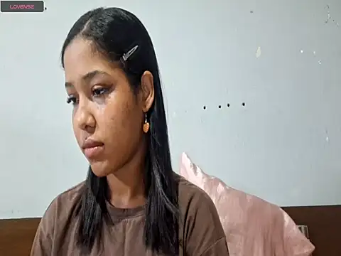 ShawntaOsornio online show from 02.23.26