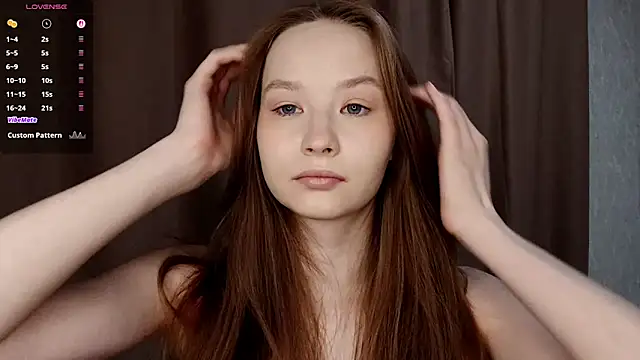 Snapshot of LeslieShay chatting on 03.10.26 LeslieShay online show from 03.10.26