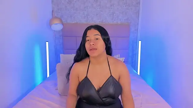 ZeynepYilmaz online show from 04.03.26