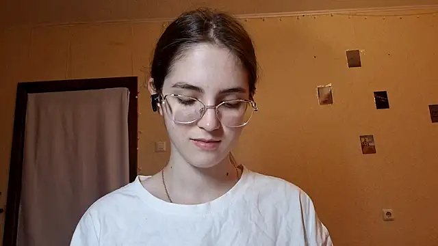 Snapshot of Katelemon chatting on 06.02.26 Katelemon online show from 06.02.26