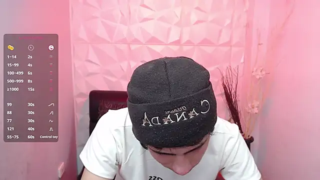 Snapshot of Stich_23 chatting on 04.20.26 Stich 23 online show from 04.20.26