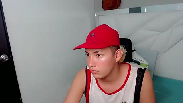 Snapshot of Street_poemm_ chatting on 02.24.26 Street poemm online show from 02.24.26