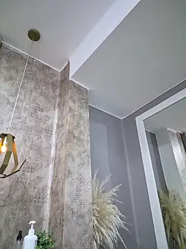 Snapshot of Allice_Evens chatting on 04.14.26 Allice Evens online show from 04.14.26