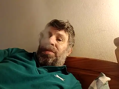 Snapshot of stud2512 chatting on 02.27.26 stud2512 online show from 02.27.26