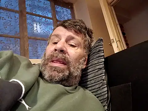 stud2512 online show from 04.15.26