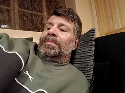Snapshot of stud2512 chatting on 04.16.26 stud2512 online show from 04.16.26