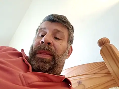Snapshot of stud2512 chatting on 04.17.26 stud2512 online show from 04.17.26