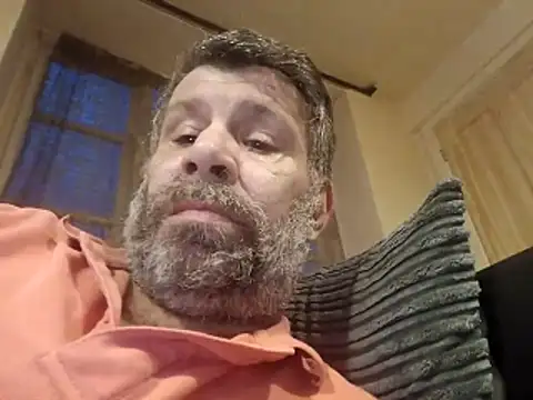 Snapshot of stud2512 chatting on 04.19.26 stud2512 online show from 04.19.26