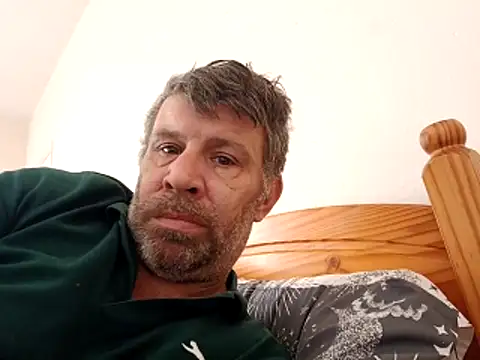 Snapshot of stud2512 chatting on 04.25.26 stud2512 online show from 04.25.26