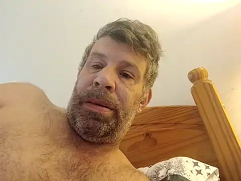 Snapshot of stud2512 chatting on 04.27.26 stud2512 online show from 04.27.26