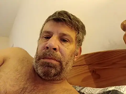 Snapshot of stud2512 chatting on 04.28.26 stud2512 online show from 04.28.26