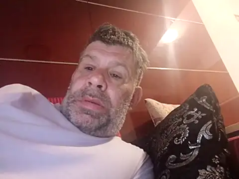 Snapshot of stud2512 chatting on 05.10.26 stud2512 online show from 05.10.26