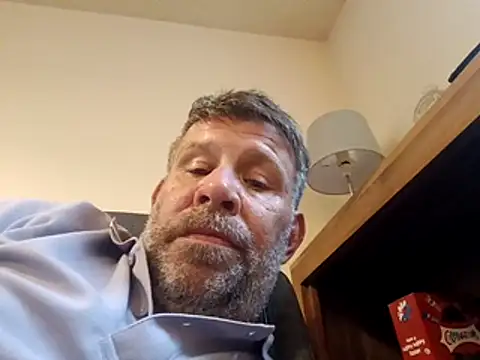 Snapshot of stud2512 chatting on 05.13.26 stud2512 online show from 05.13.26