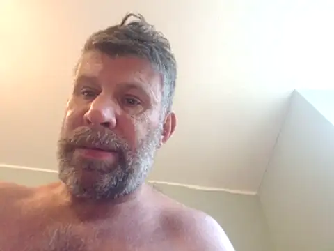 Snapshot of stud2512 chatting on 05.18.26 stud2512 online show from 05.18.26
